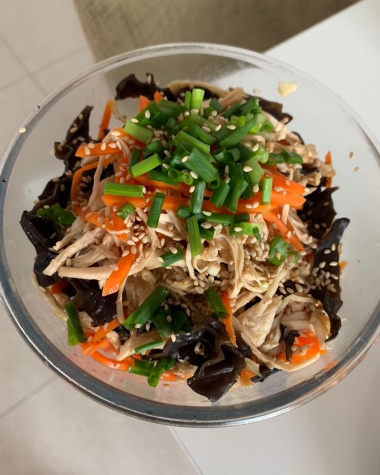 减脂健身｜凉拌手撕鸡丝（香辣&麻油版）