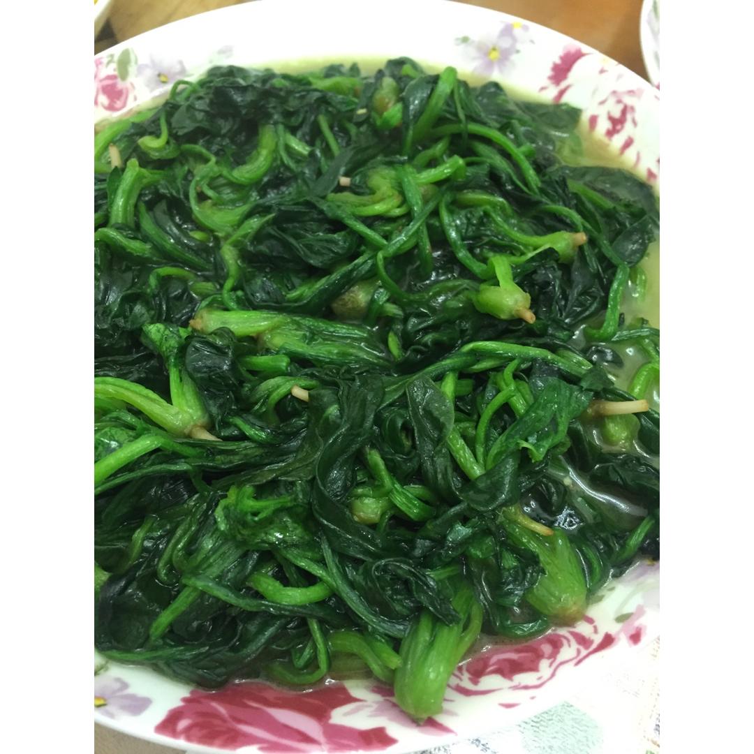 清炒菠菜