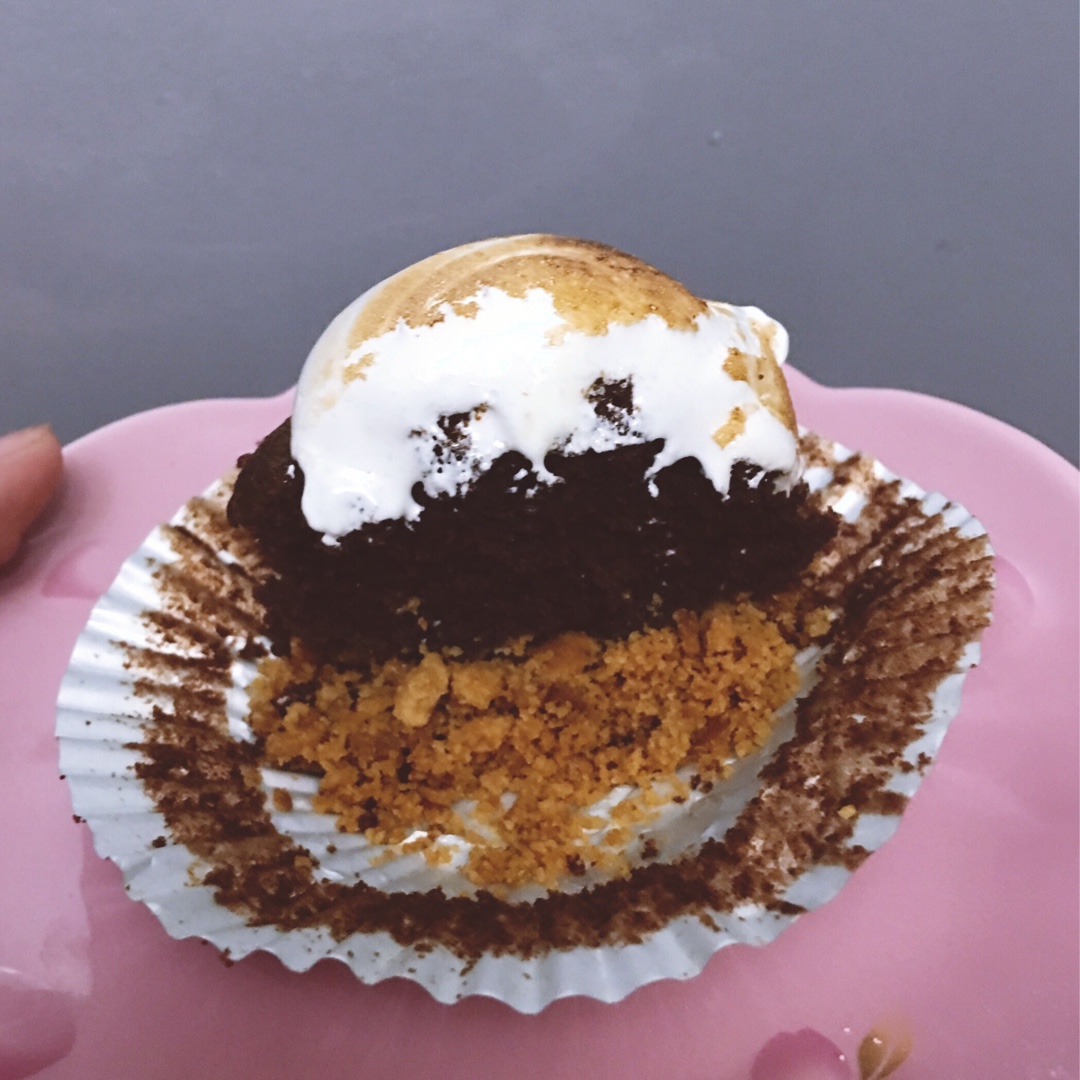 S'mores cupcakes