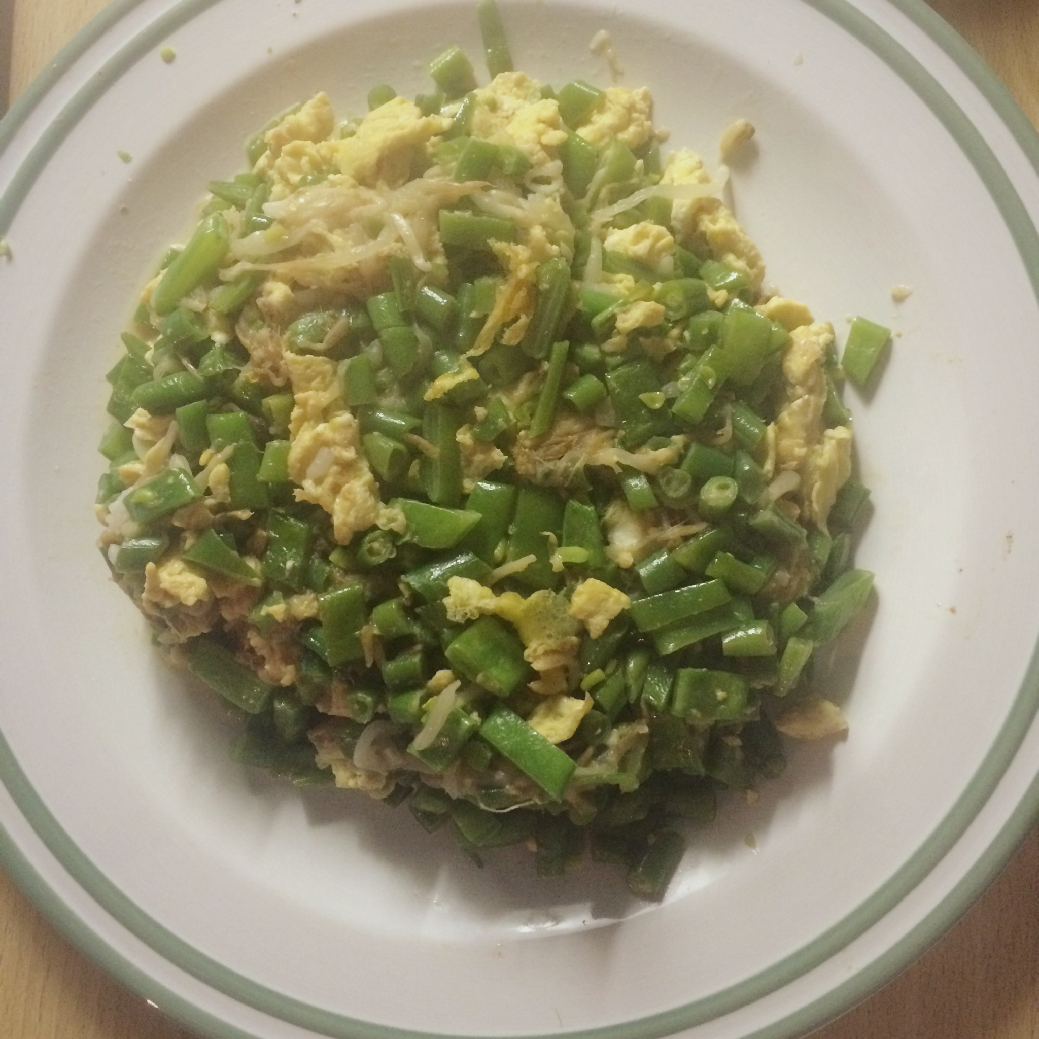 豆角炒鸡蛋