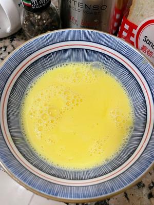 快手早餐-美式炒蛋吐司🍞➕咖啡牛奶的做法 步骤4