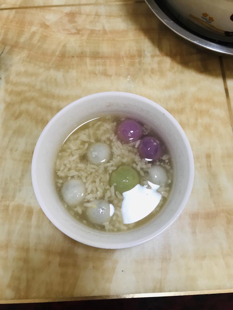 甜酒汤圆