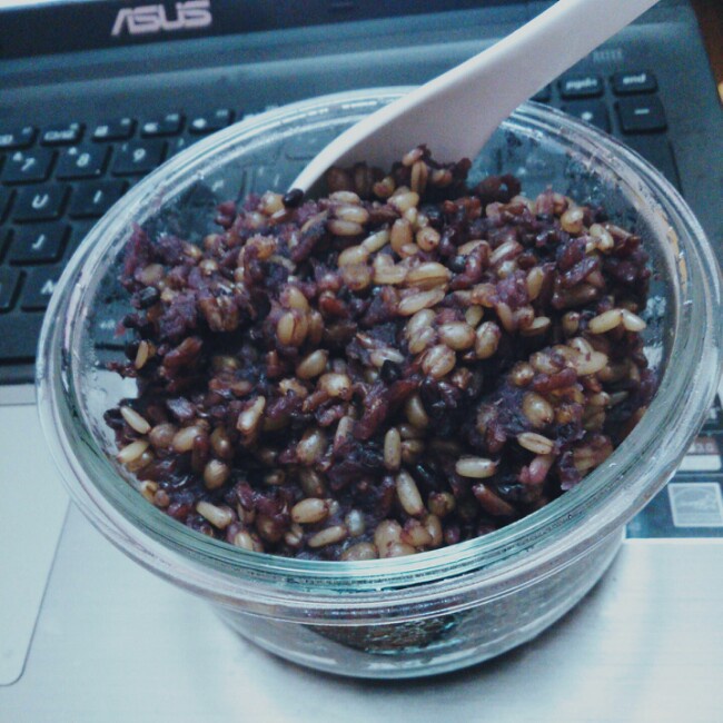 燕麦糙米紫薯饭