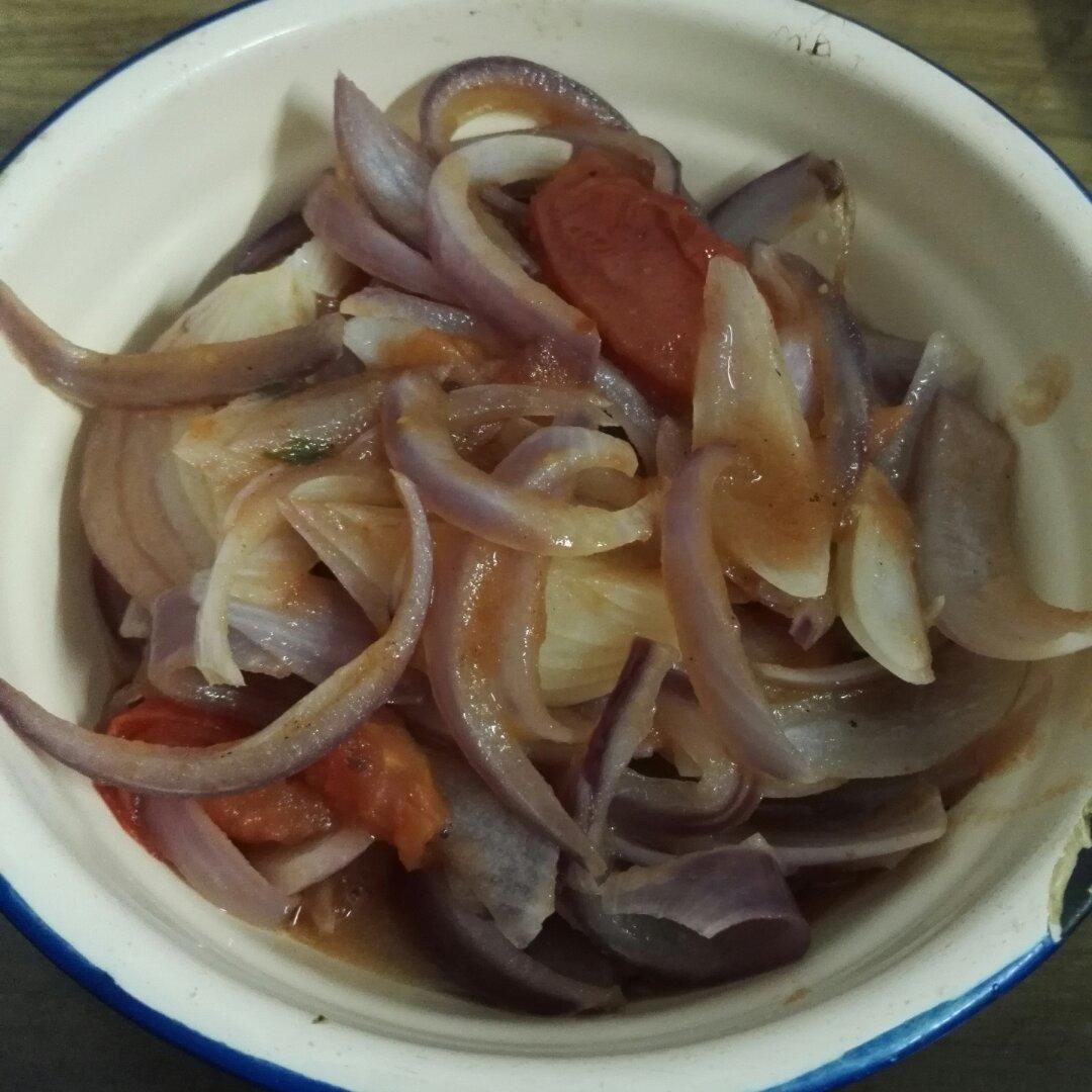 洋葱炒西红柿