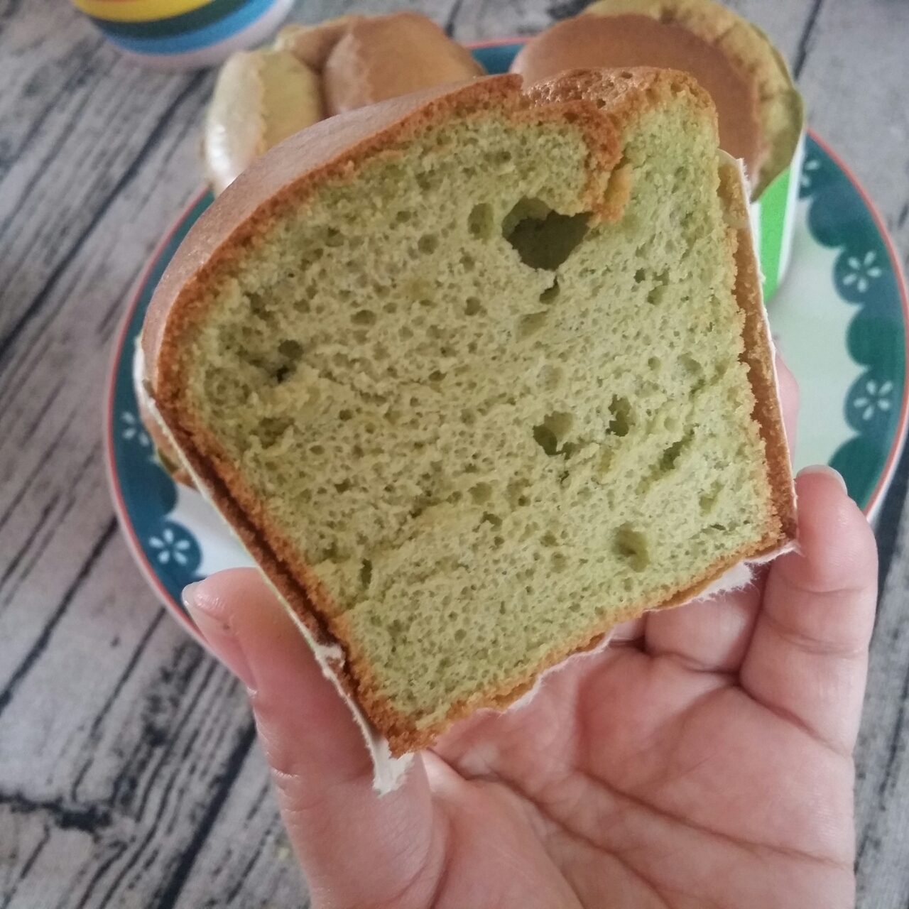 原味戚风纸杯蛋糕（烤箱做纸杯蛋糕）