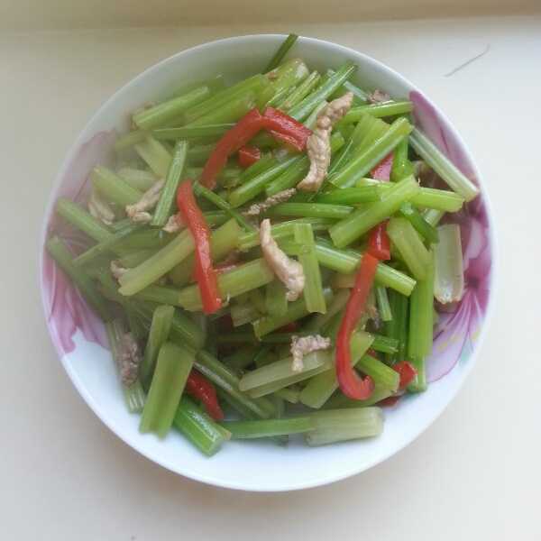 芹菜肉丝