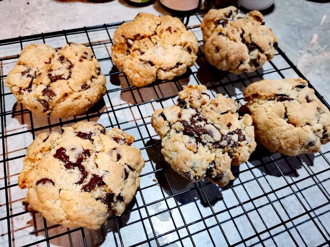 坊间传说纽约最好吃的巧克力曲奇饼Chocolate Chip Cookies at Levain Bakery