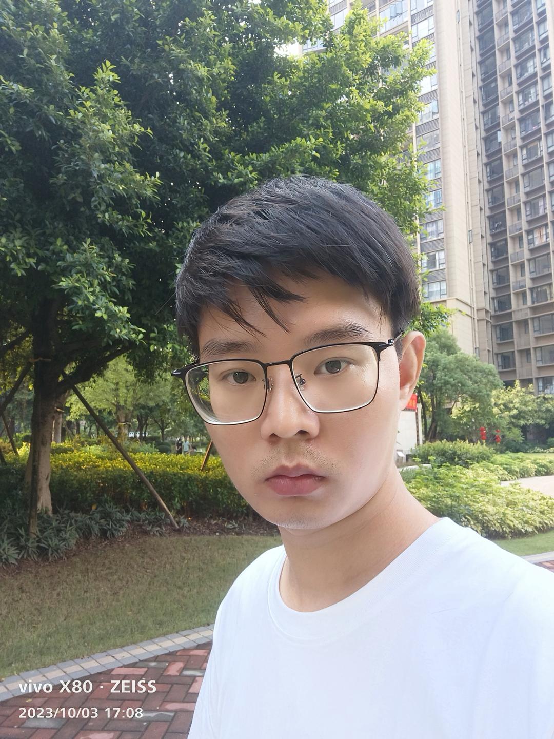 嘿嘿看剑