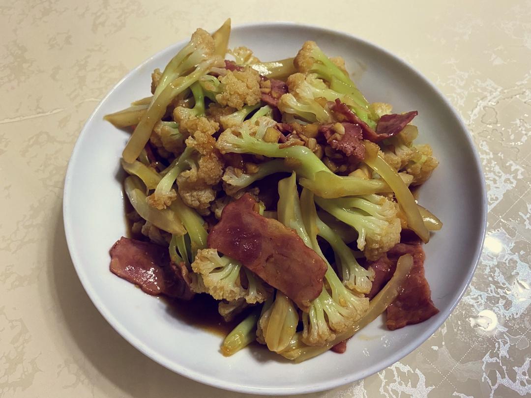 蒜泥蚝油培根西兰花