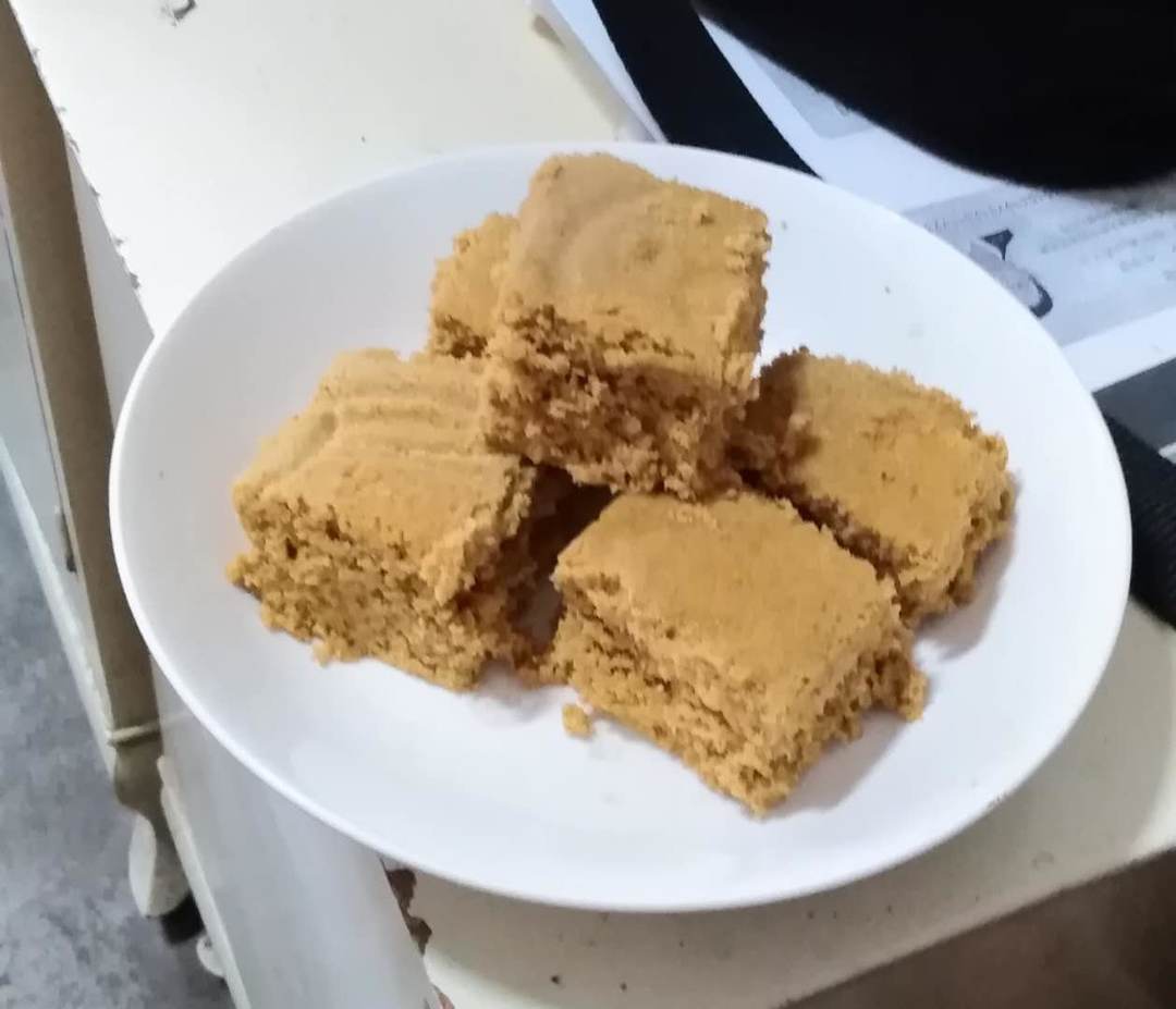 默默守护无油素食做的玉米方糕纯素无蛋奶油