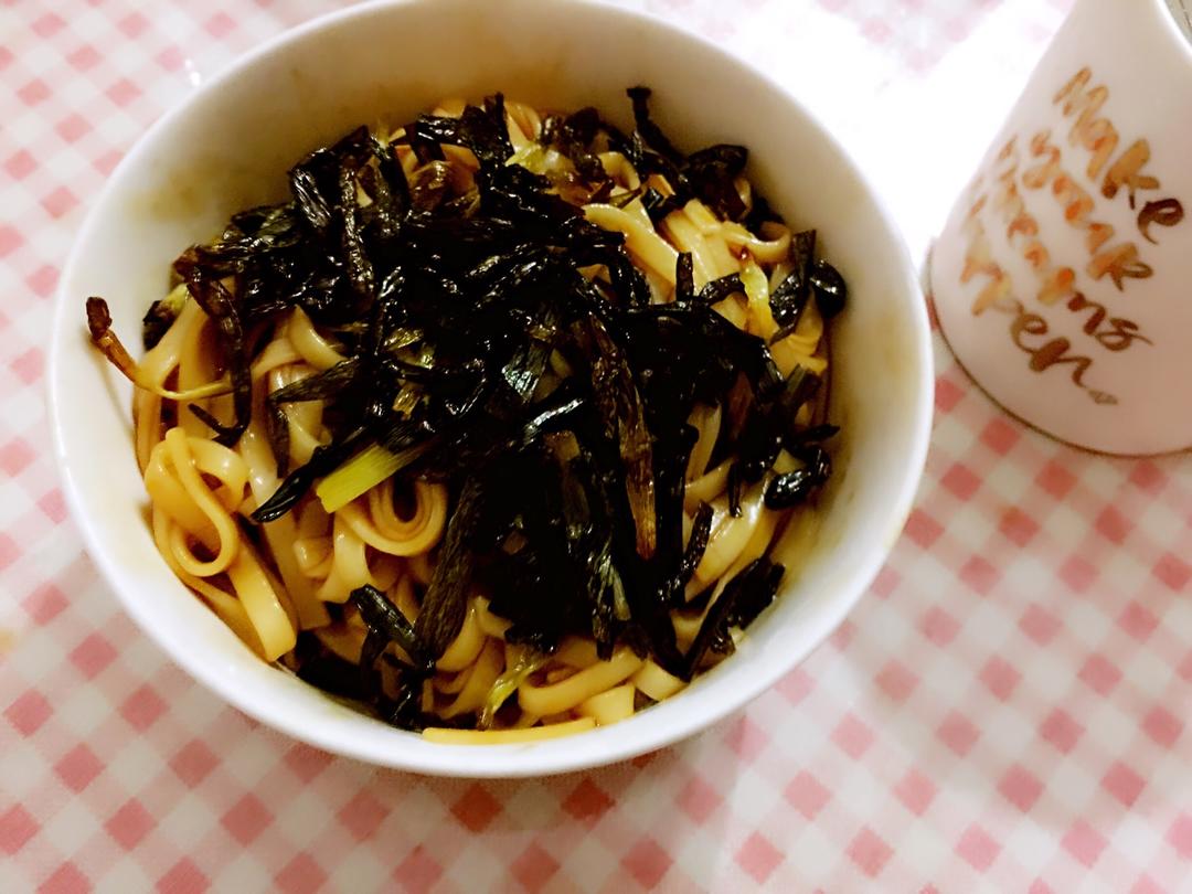 葱油拌面Spring Onion Noodles