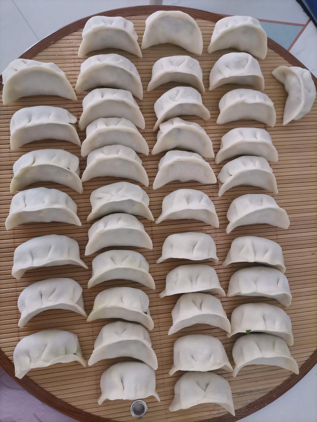 经典的韭菜鸡蛋馅儿饺子 怎么吃都不会腻