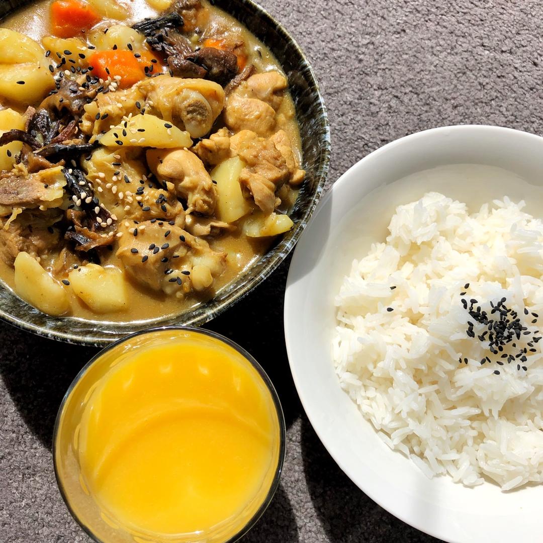 咖喱鸡腿饭