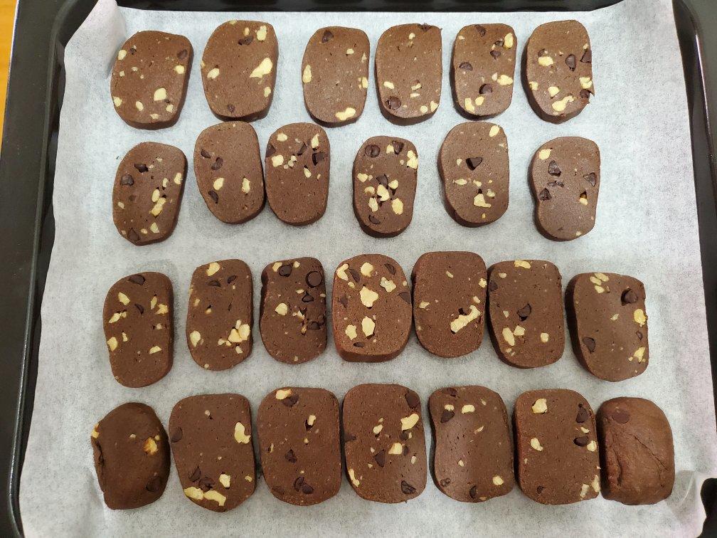 巧克力控必做👉一口酥脆的杏仁巧克力曲奇🍪