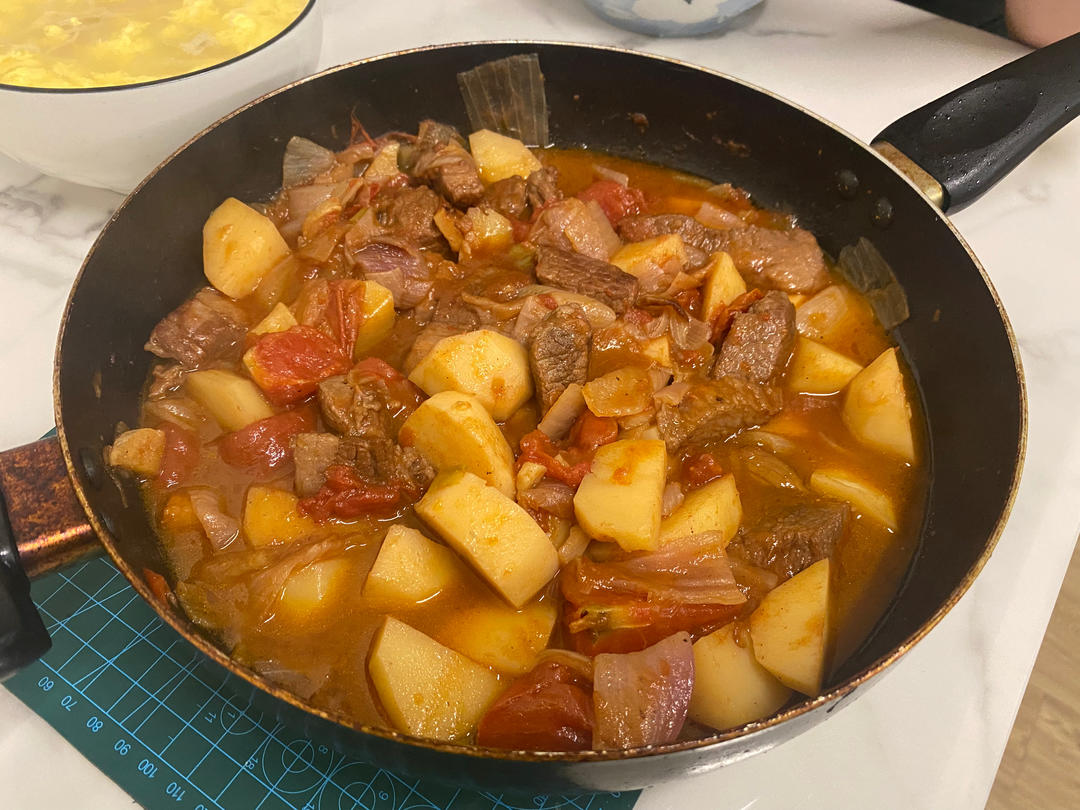 番茄土豆炖牛腩