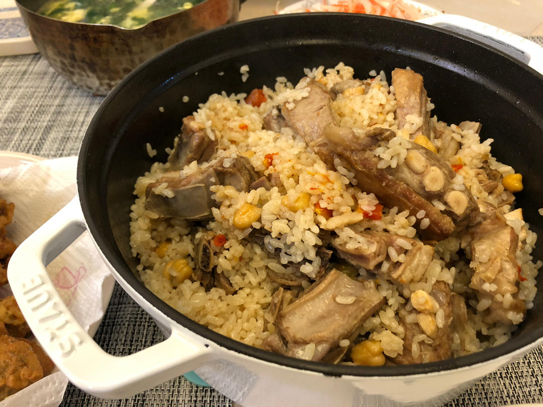 新疆羊排抓饭（出锅后米粒分明的秘密）