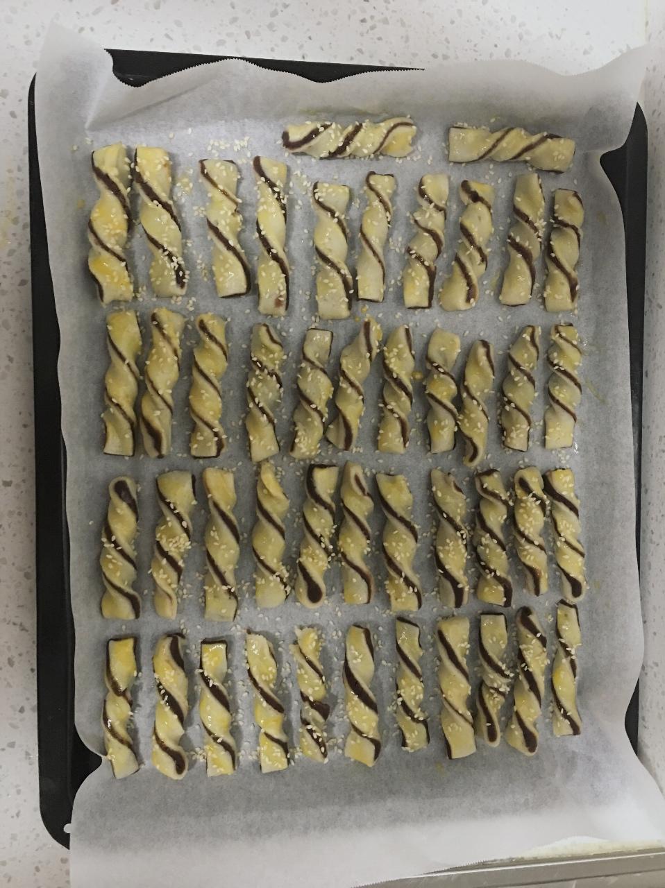 豆沙扭扭酥