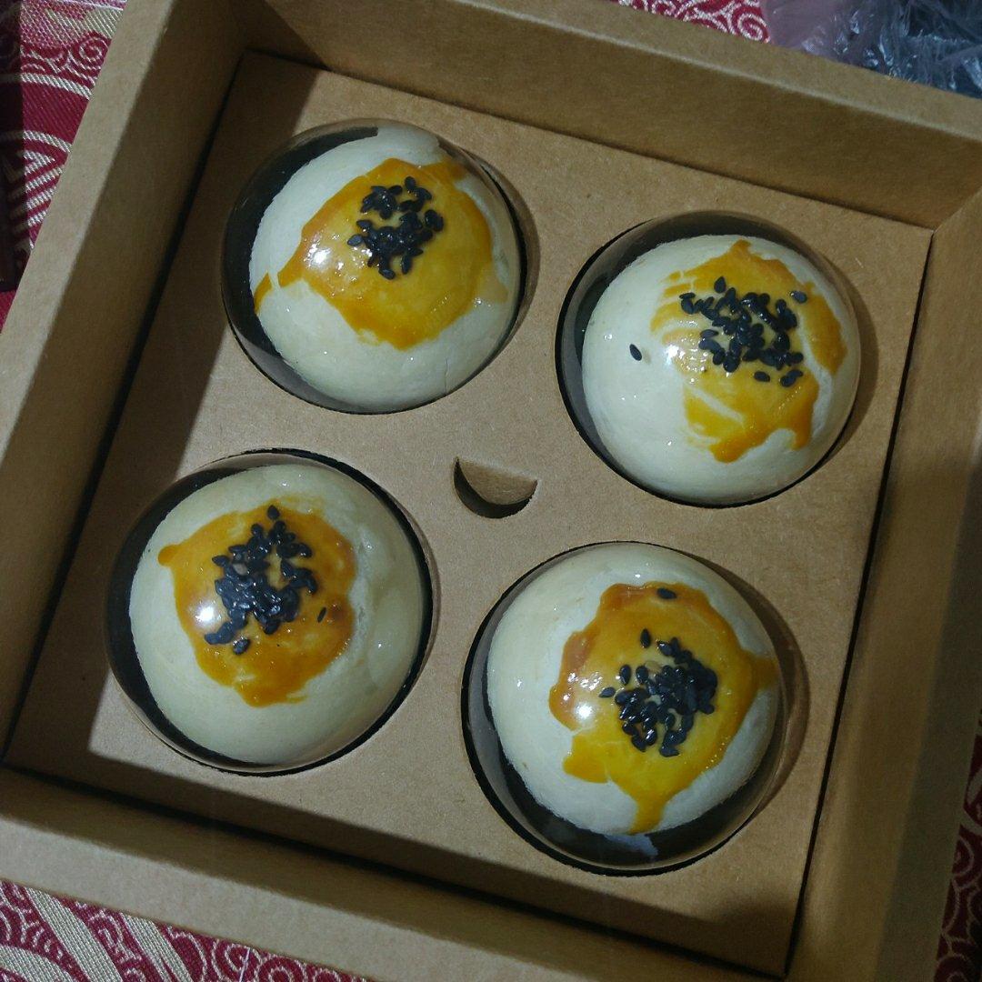 蛋黄酥，手工蛋黄酥