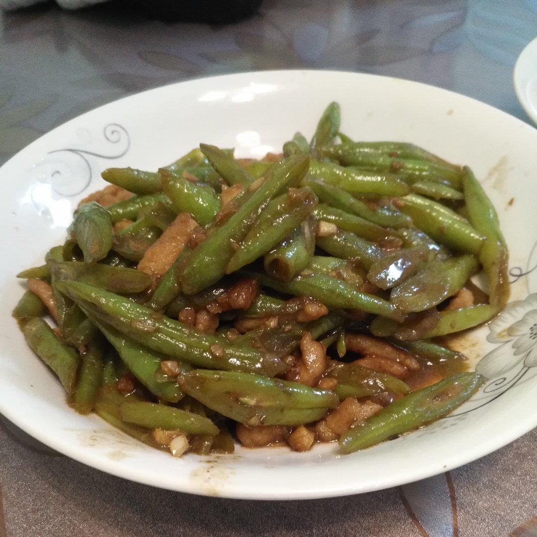 豆角炒肉丝