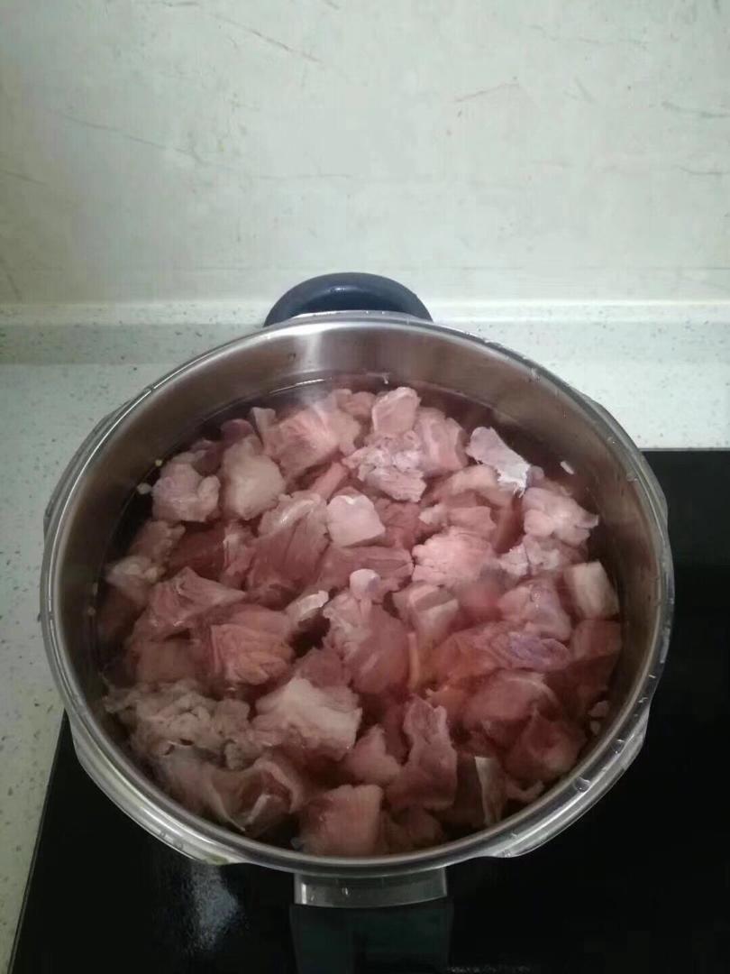 用新鲜杨梅做的杨梅汁
