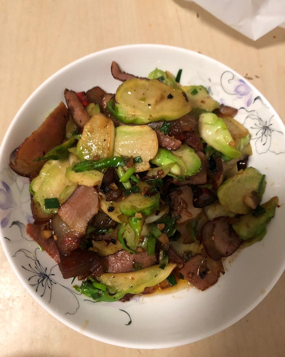 青蒜炒腊肉