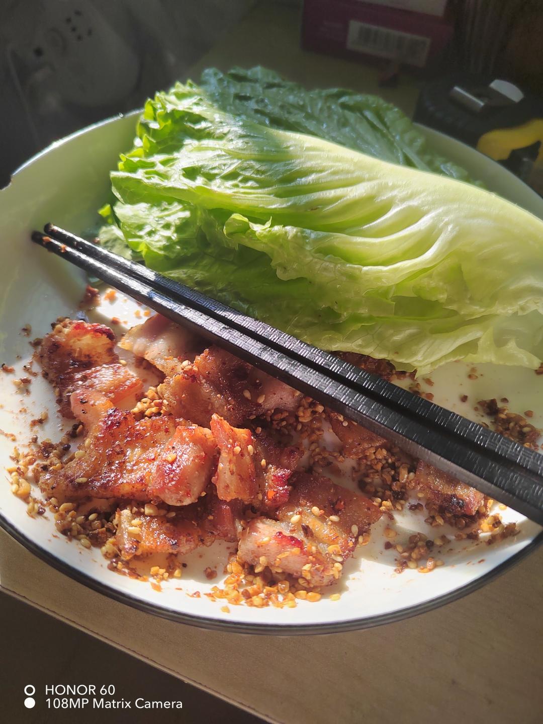 家庭版烤肉！只需要一个锅，你值得拥有～