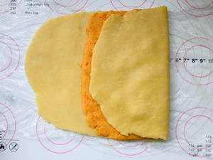 咸蛋黄酥饼干的做法 步骤5
