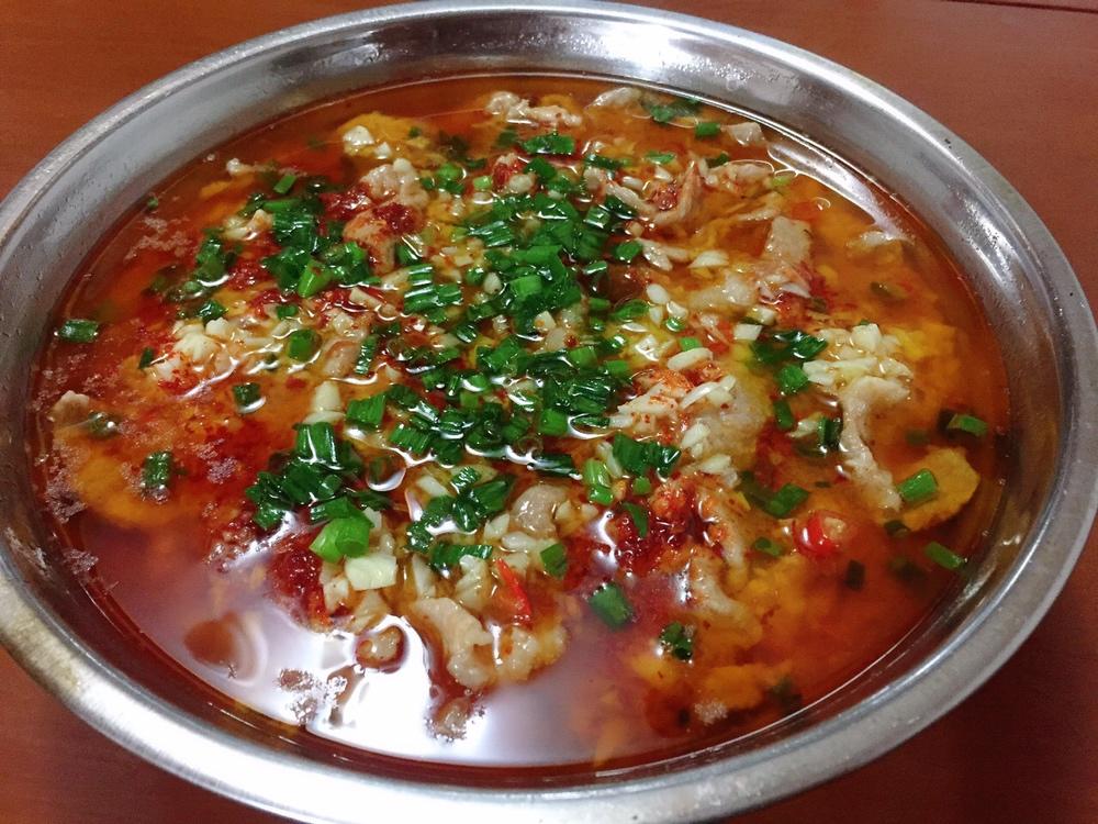 厨师长教你：“水煮肉片”的正宗做法，这味道真的很四川
