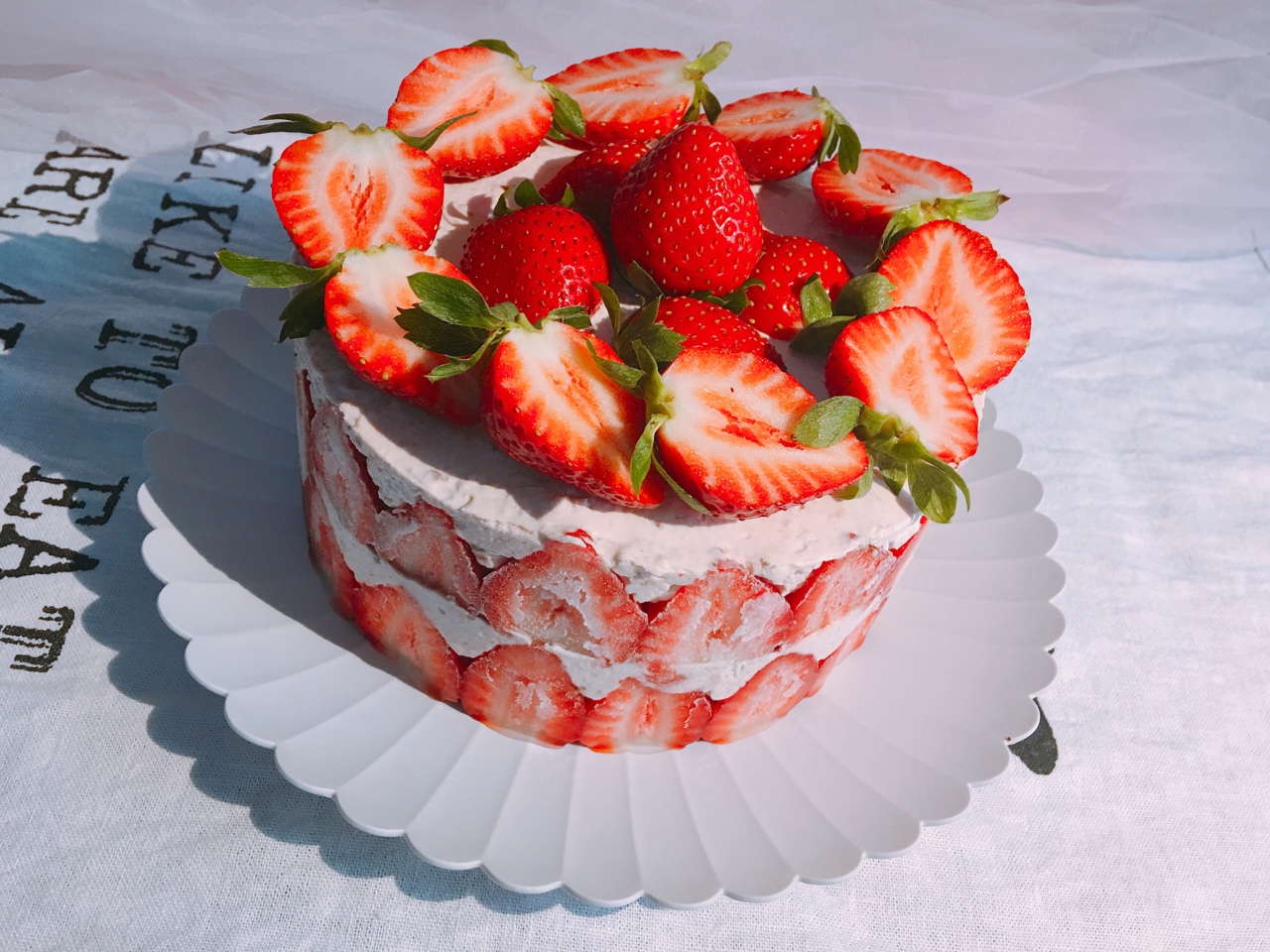 草莓乳酪慕斯~巧克力蛋糕夹层的做法 步骤14