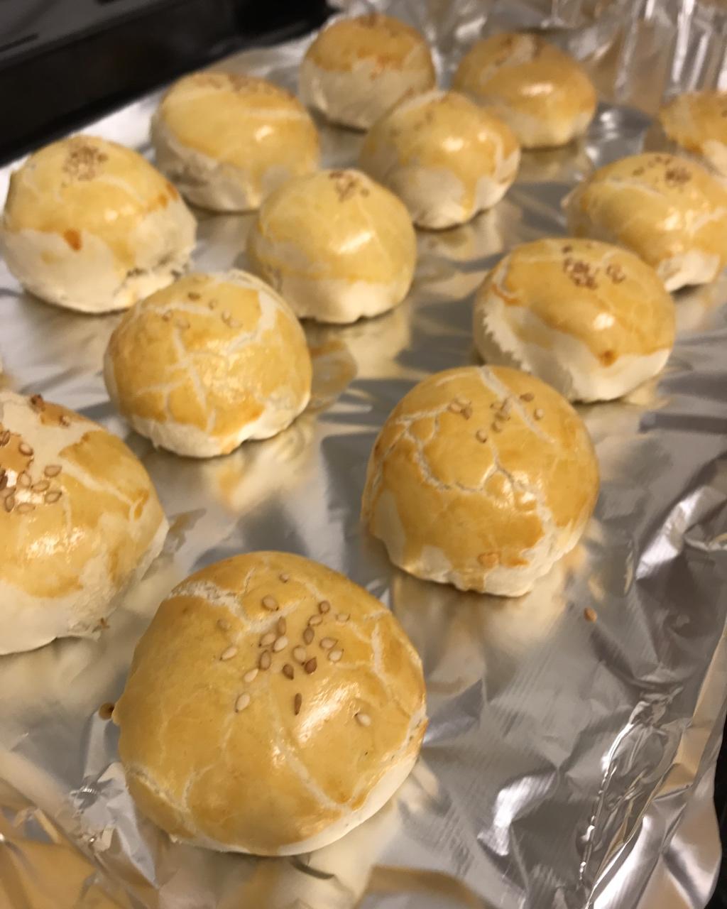 圆圆满满绿豆酥