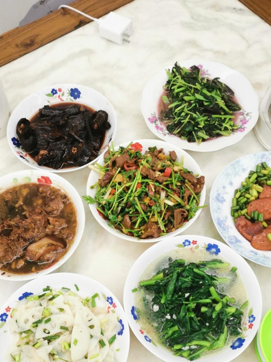 [超下饭]泡椒香菜牛肉