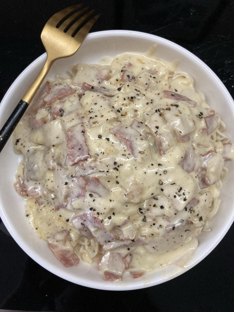 西餐大厨分享的奶油蘑菇培根意面秘方！