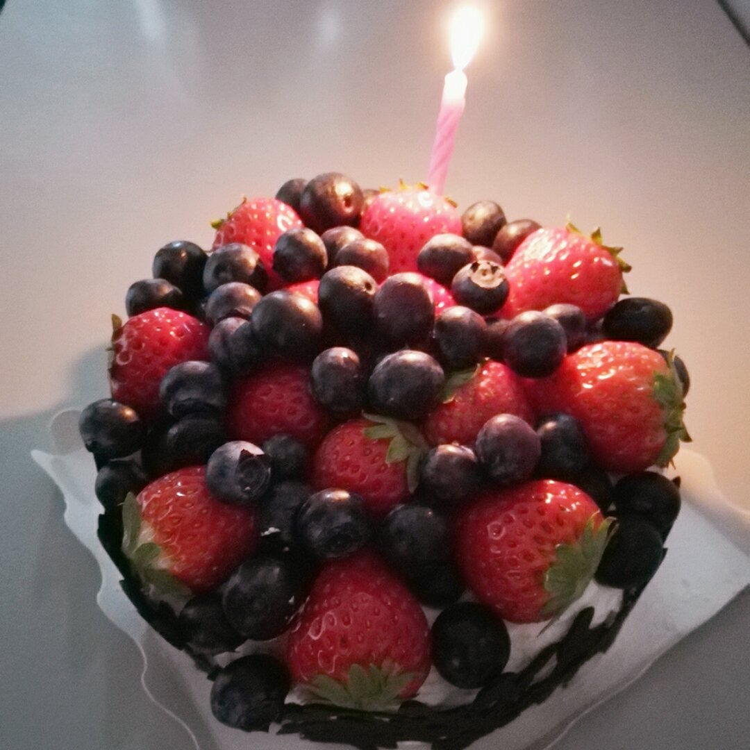 来来，你是一颗草莓，如花似玉娇艳