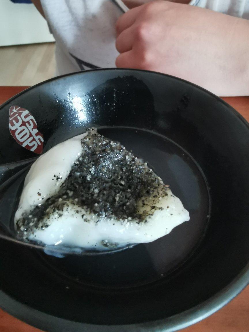 黑芝麻汤圆