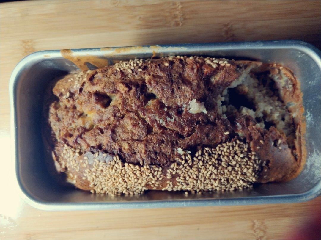 香蕉核桃蛋糕（低油少糖健康版）