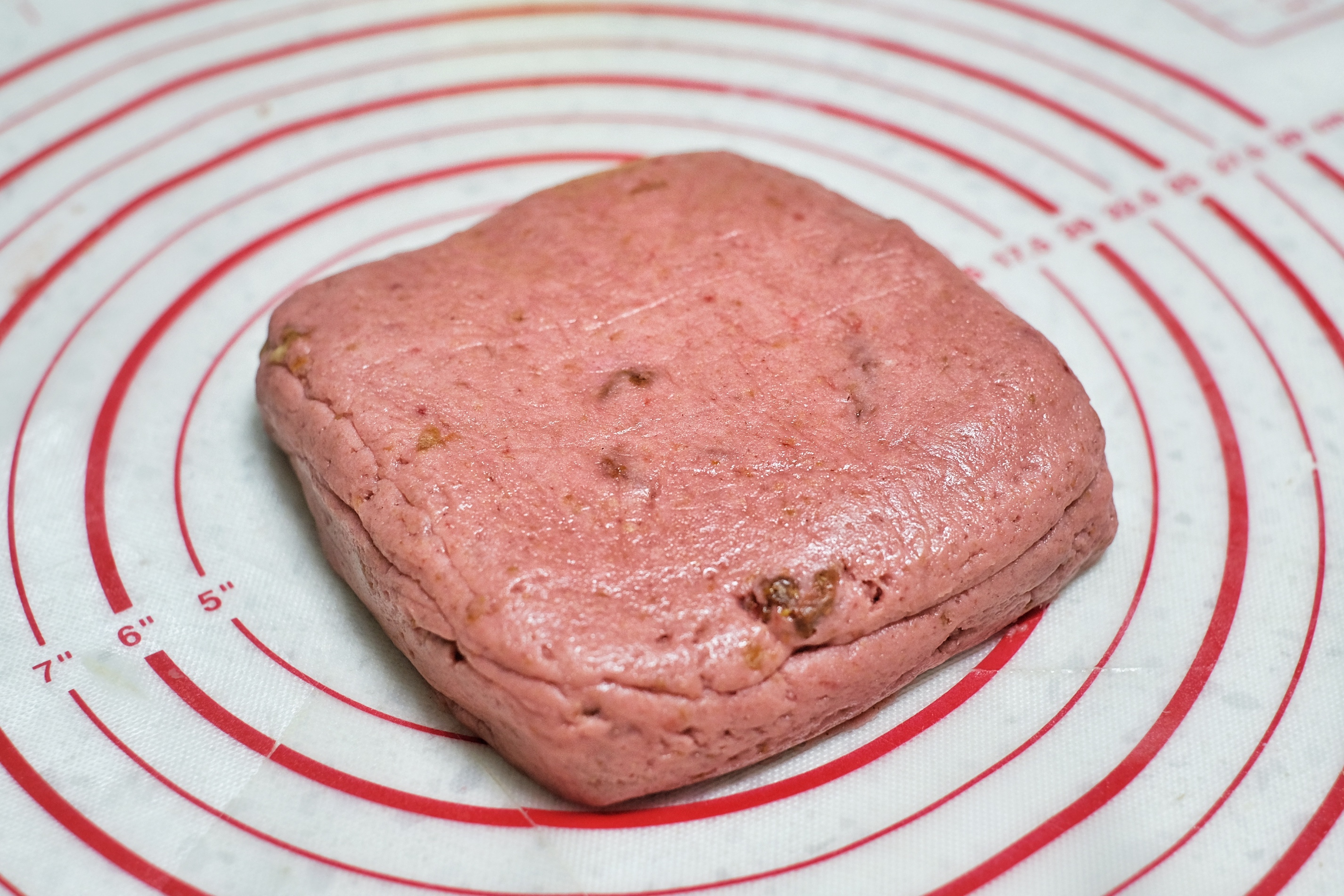 奶油草莓脏脏司康【5分钟进烤箱快手版】的做法 步骤10