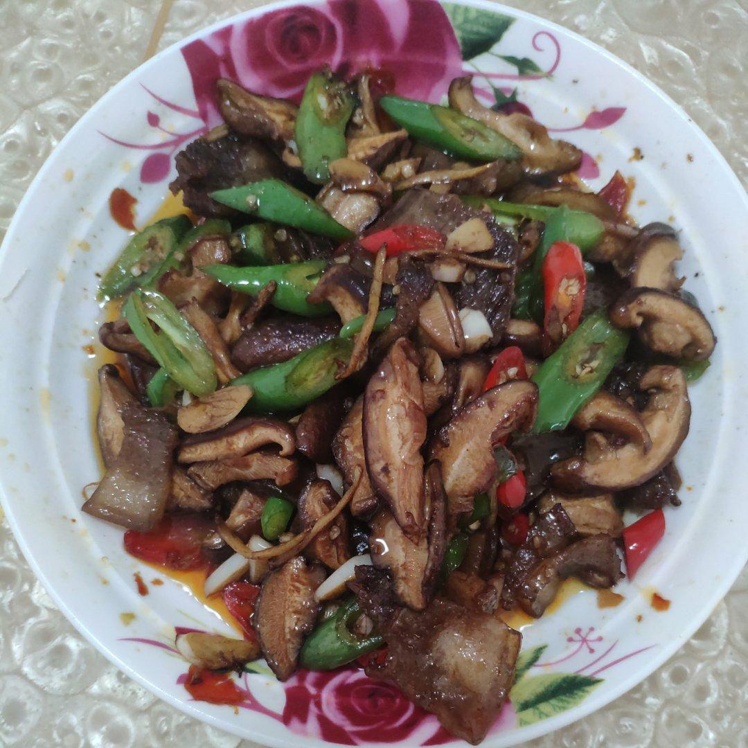 耗油香菇炒肉