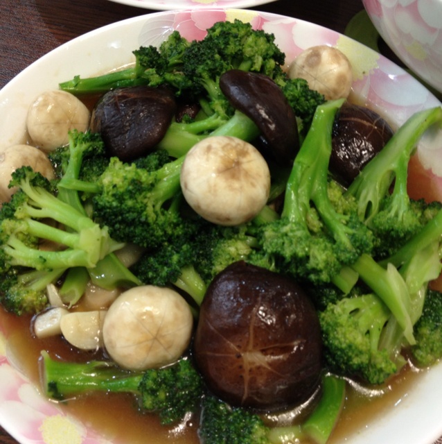 蚝油双菇西兰花