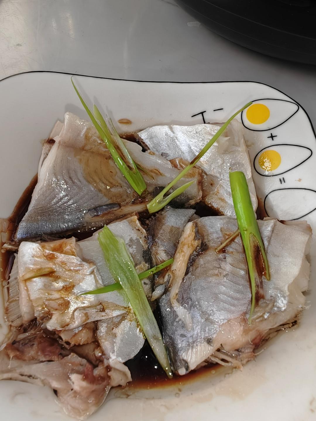 清蒸银鲳鱼