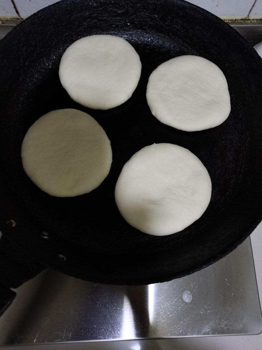 白吉馍（又叫肉夹馍的馍饼）