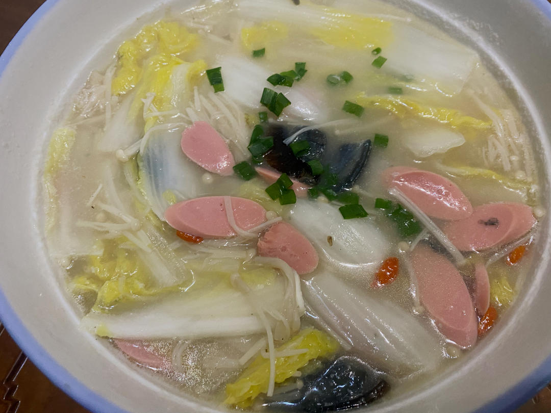娃娃菜皮蛋汤