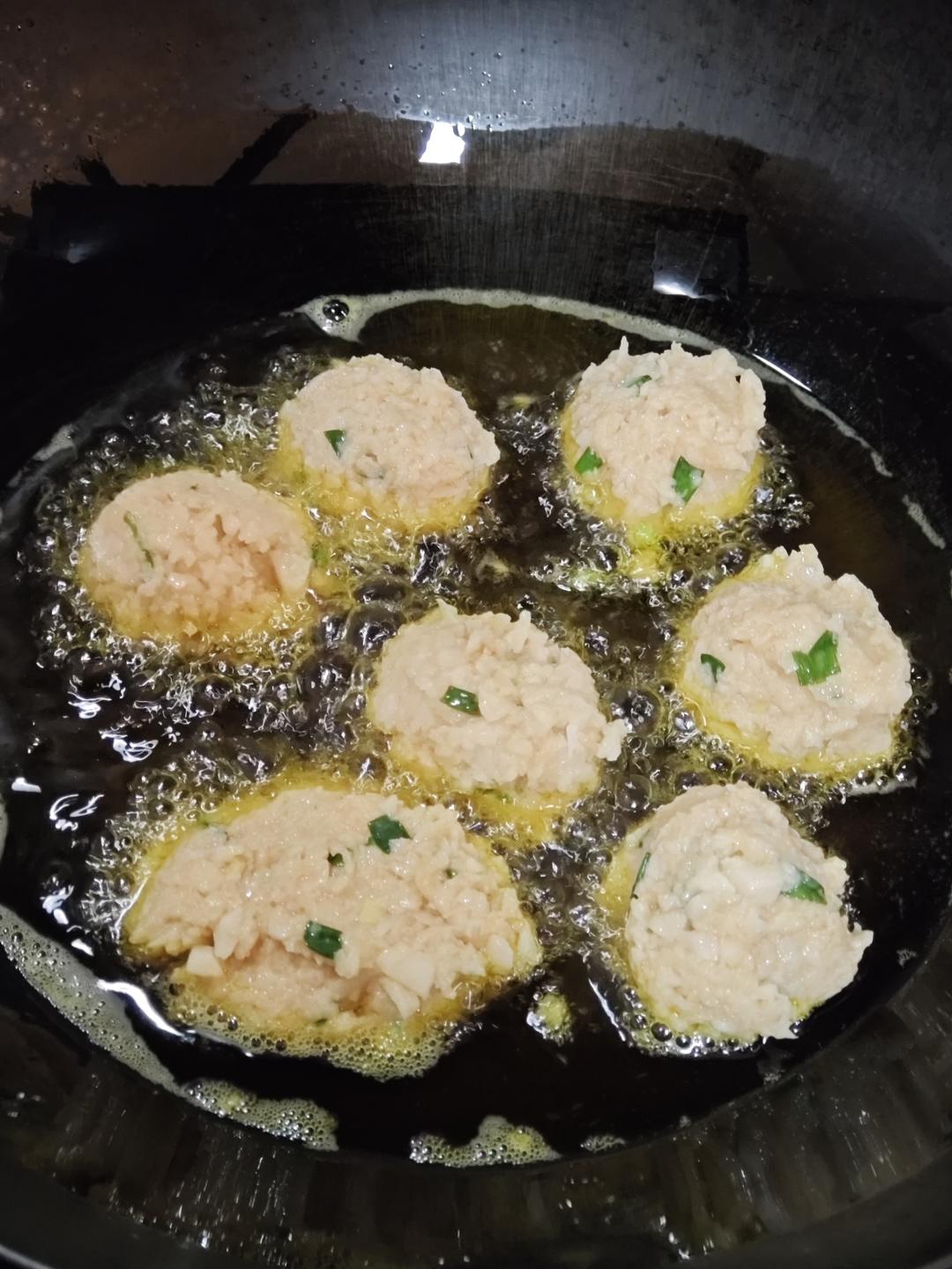 这个藕饼不加面粉，纯纯的好吃！