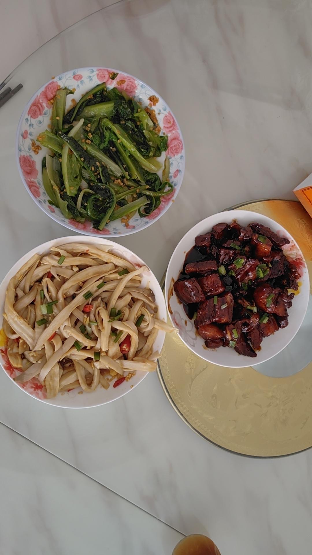 手撕杏鲍菇