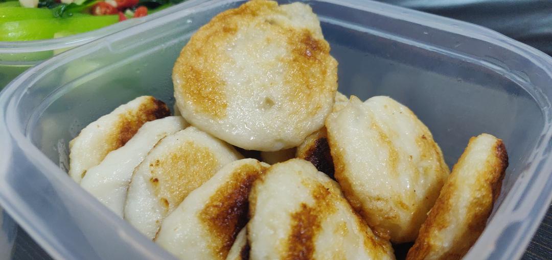 香煎墨鱼饼