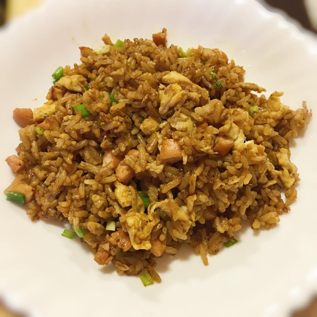 小时候的酱油炒饭