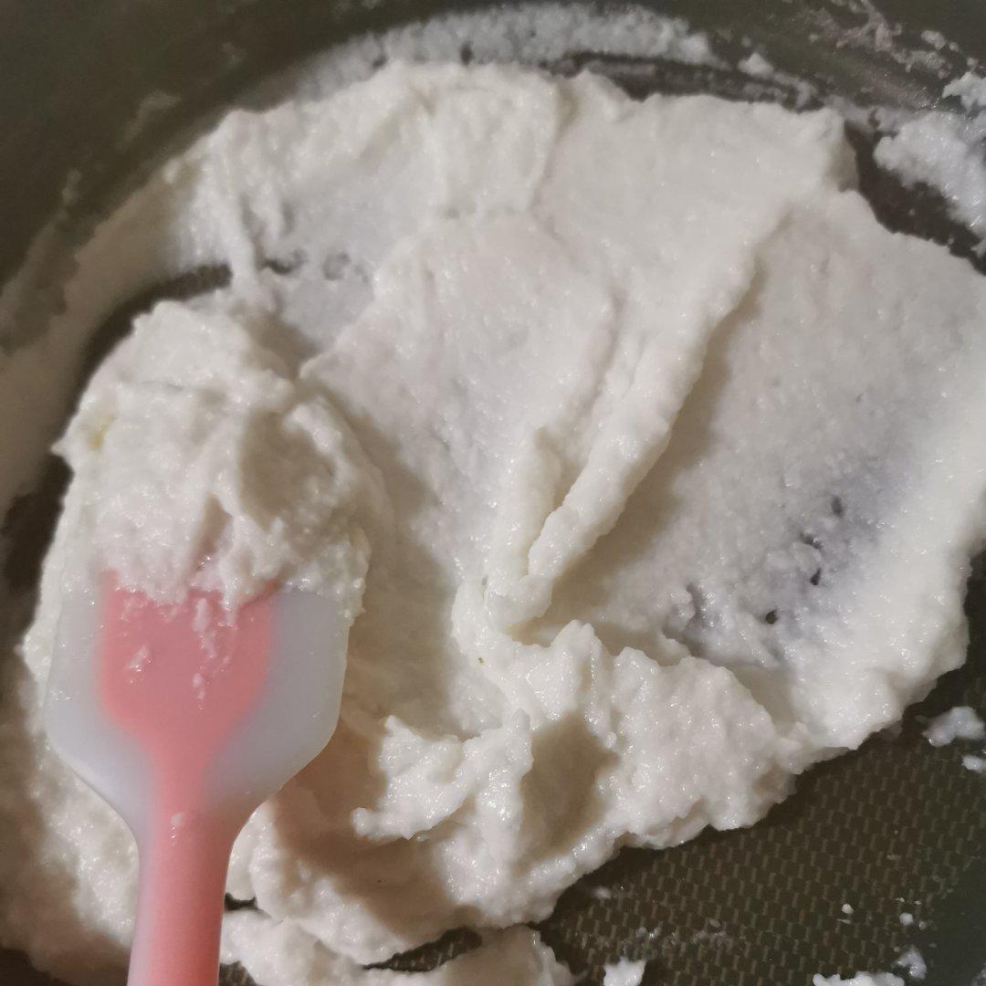 在家自制椰奶和椰蓉