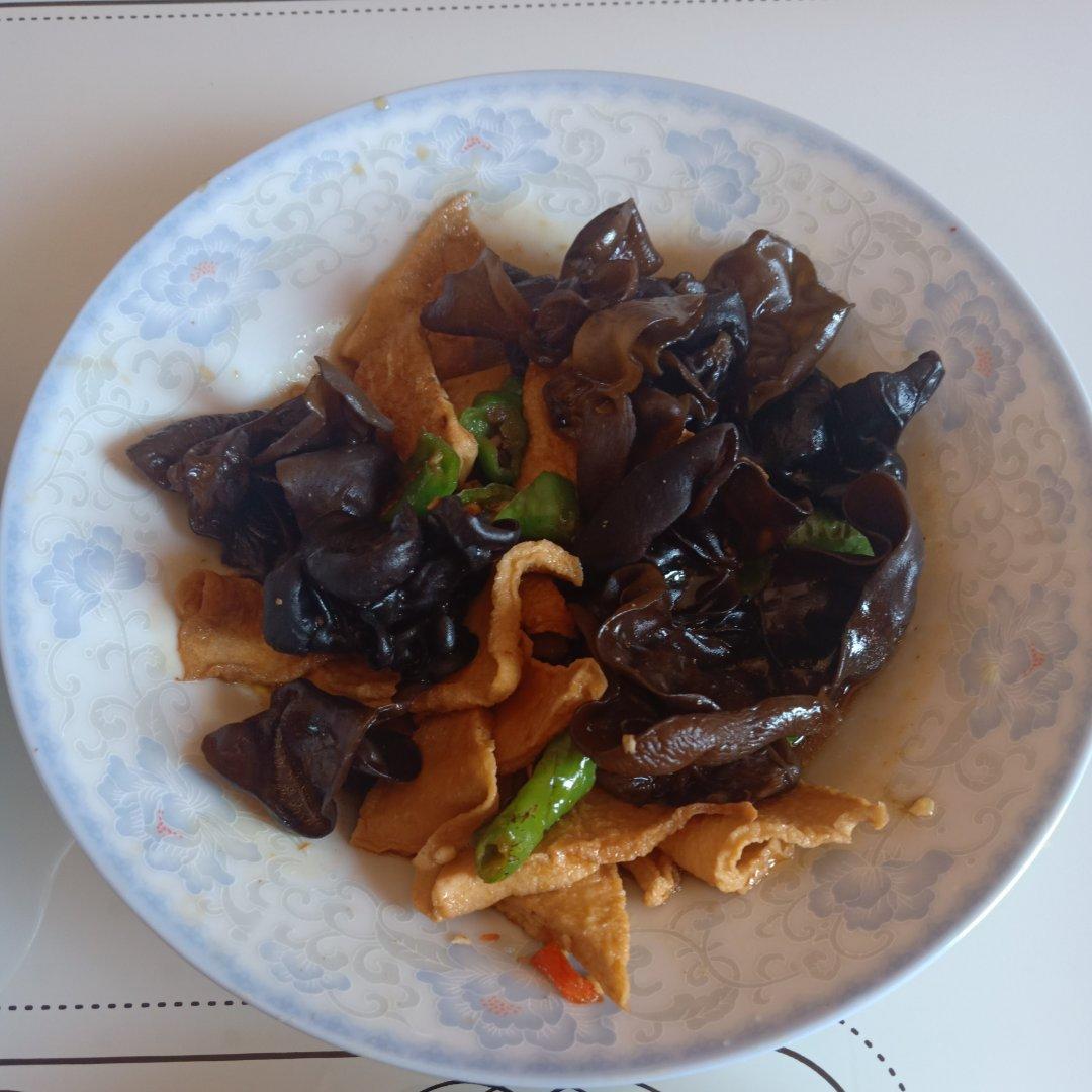 比荤菜还好吃的超下饭神器！家常豆腐来啦～