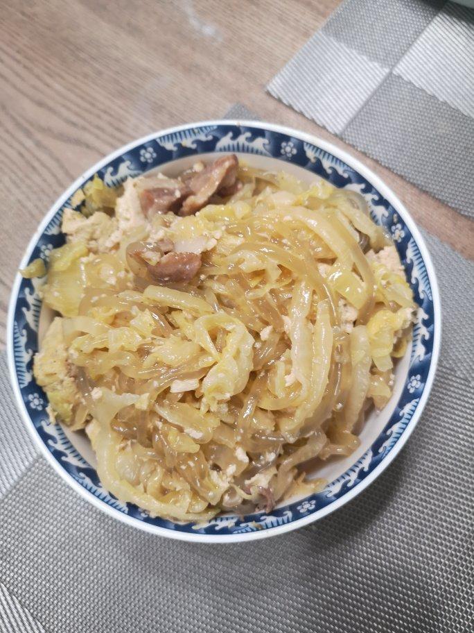 五花肉炖酸菜【最爱妈妈菜】