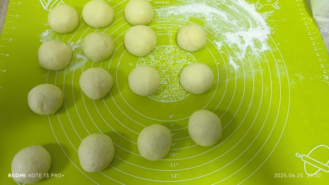 万能面团~一个面包解锁4种口味，太好吃了吧！