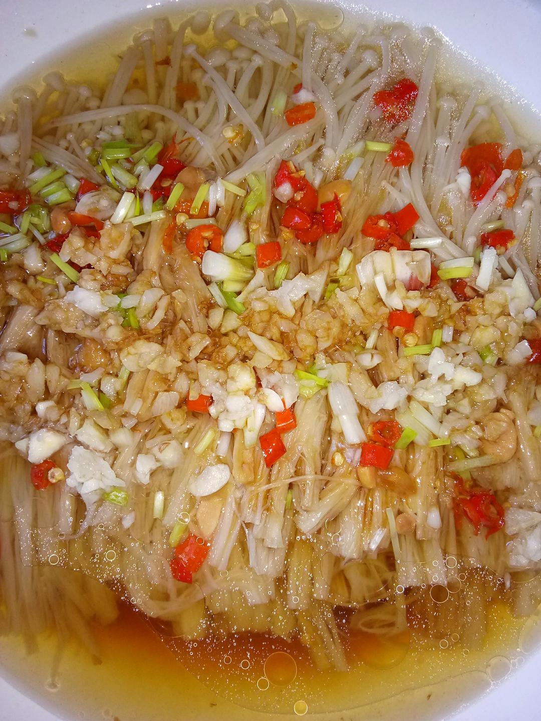 蒜蓉蒸金针菇